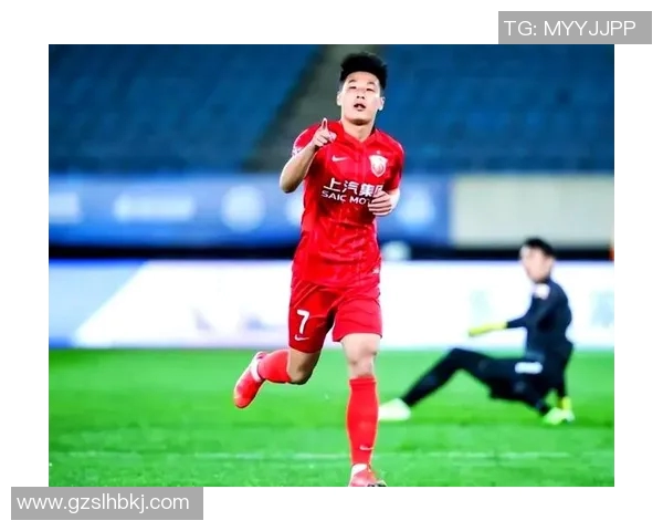 中国足球明星武磊的成长历程与职业生涯全景介绍