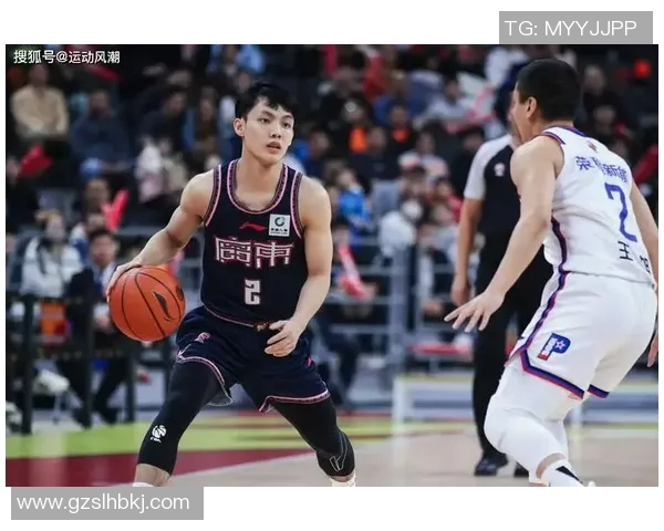 广体篮球明星西装风潮引领时尚潮流展现运动与优雅的完美结合 广体篮球明星西装风潮引领时尚潮流展现运动与优雅的完美结合